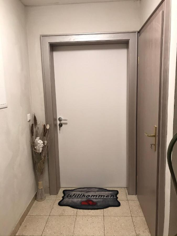 Gemuetliche 3-Zimmer Wohnung Saal Exterior photo